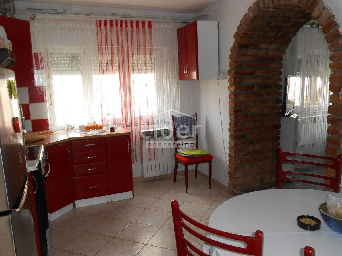 ZVONEĆA Casa con 2 terrazze e vista aperta