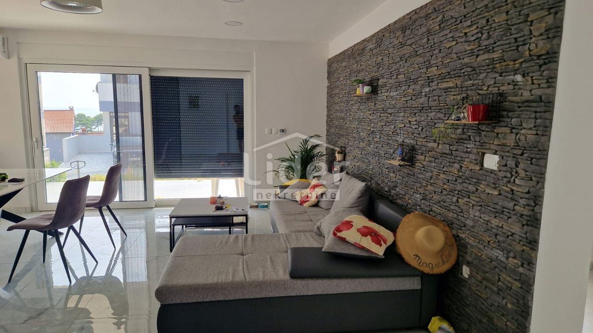 Appartamento per vacanze Banjol, Rab, 134m2