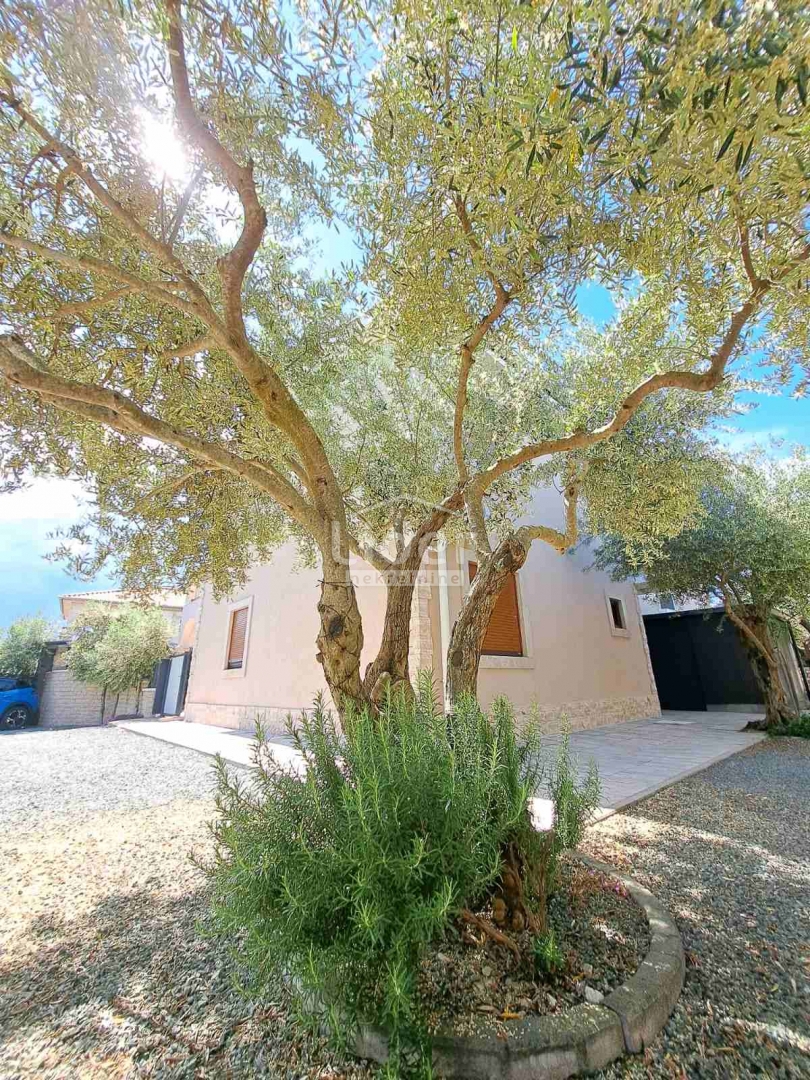 KRK (dintorni) Villetta con piscina e vista mare