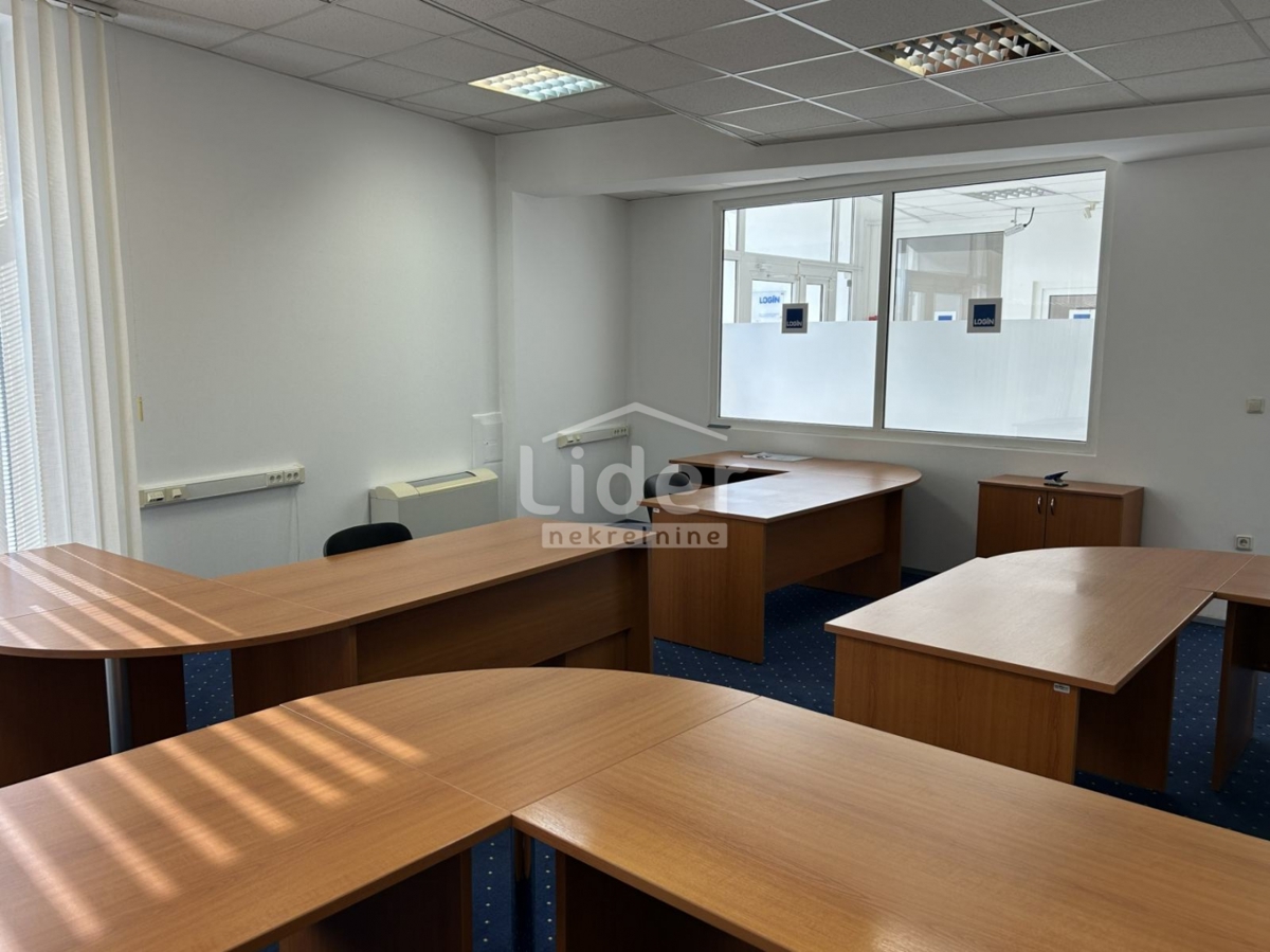 Commerciale Škurinje, Rijeka, 325m2