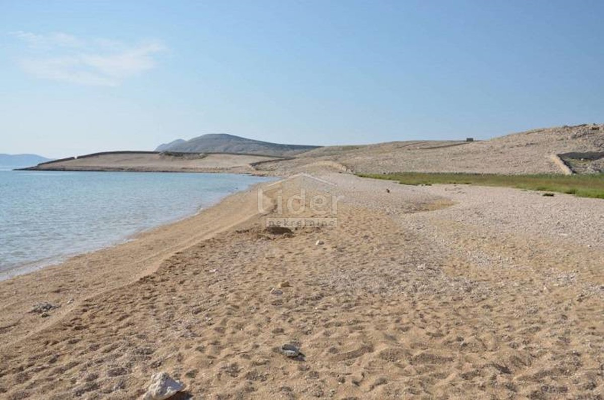 Terreno Pag, 134.803m2, nelle immediate vicinanze della spiaggia di Zrće, 1° FILA DAL MARE