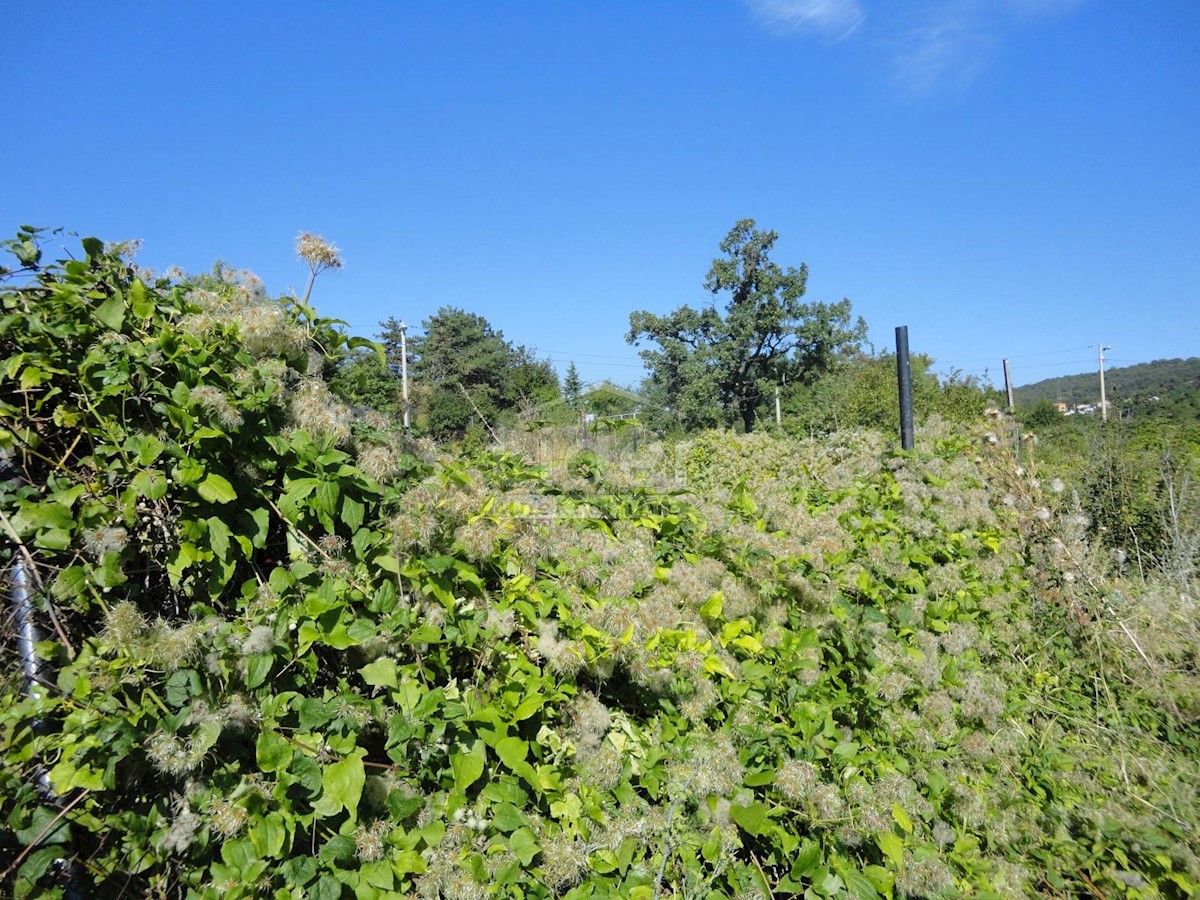 Terreno Gornja Drenova, Rijeka, 2.200m2