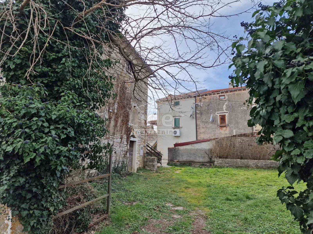 Višnjan, Casa in pietra d'Istria in una splendida posizione