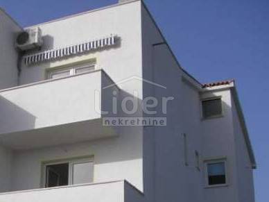 Appartamento per vacanze Jadranovo, Crikvenica, 106m2