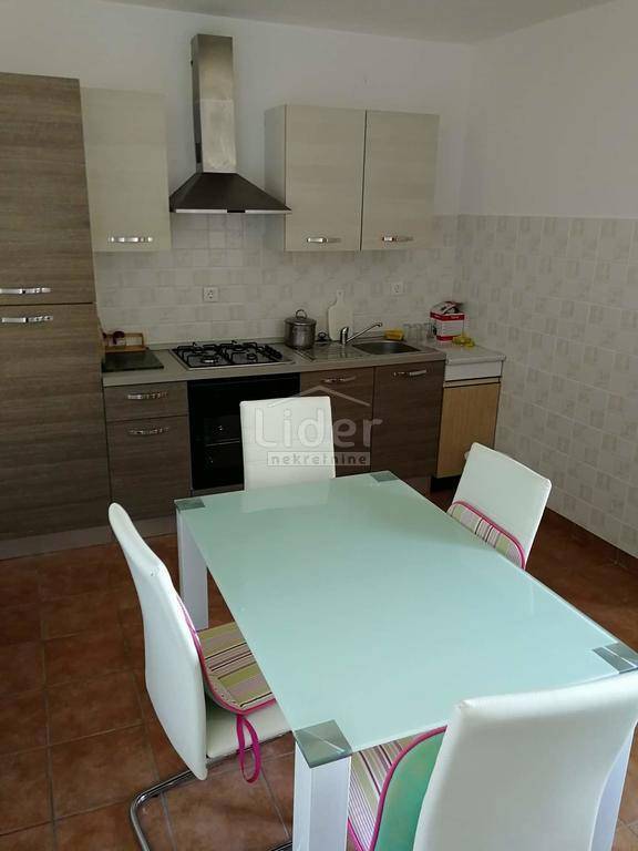 Appartamento per vacanze Jadranovo, Crikvenica, 106m2