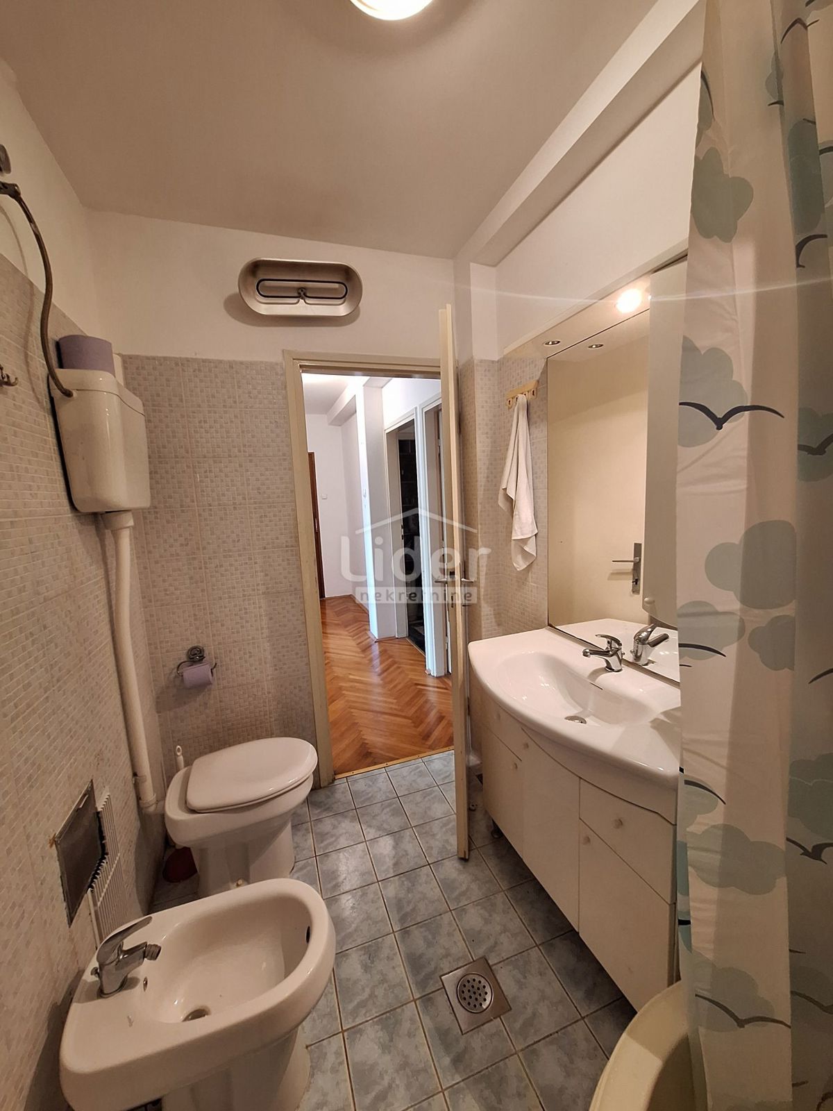 CRIKVENICA Appartamento a 200 mt dal mare con giardino