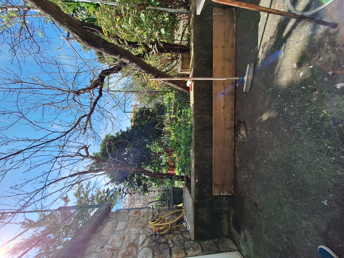 CRIKVENICA Appartamento a 200 mt dal mare con giardino