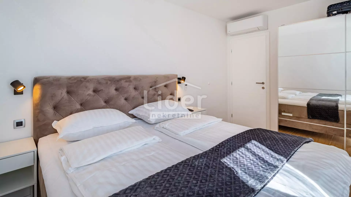 Casa Barbat na Rabu, Rab, 300m2