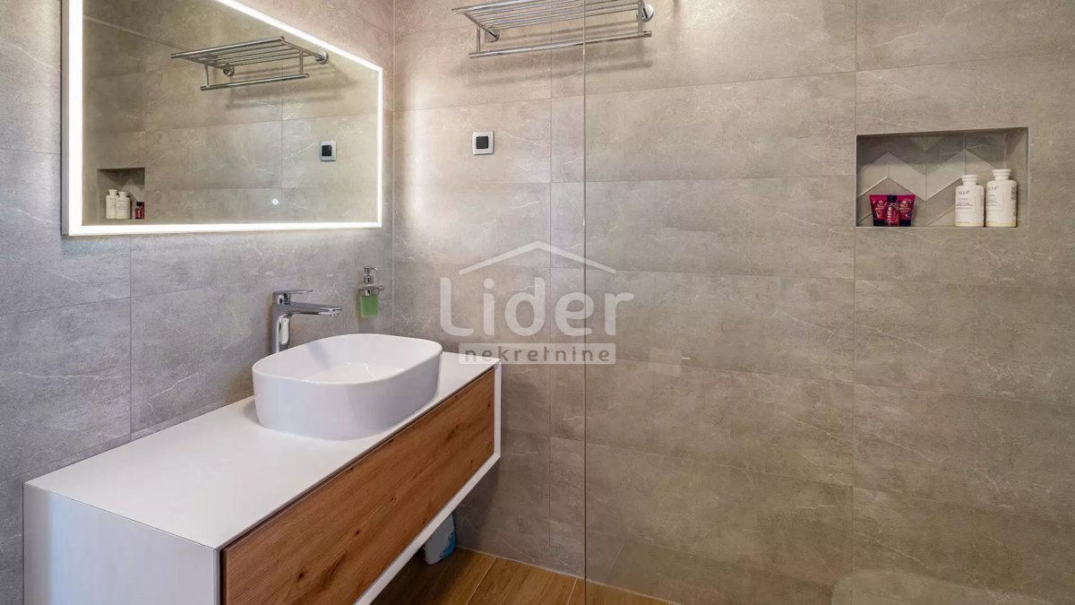 Casa Barbat na Rabu, Rab, 300m2