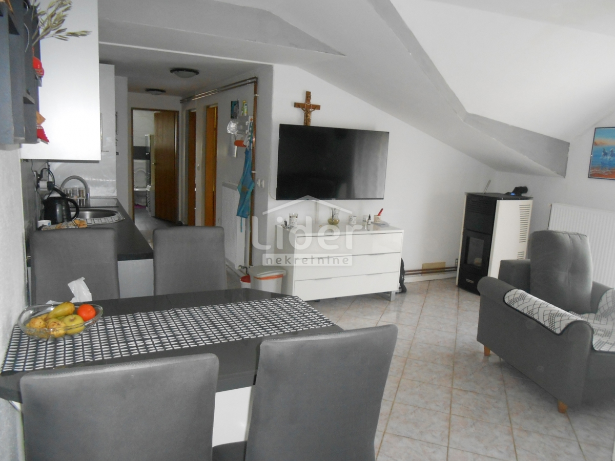 KASTAV Appartamento in un ambiente tranquillo di 57 m2