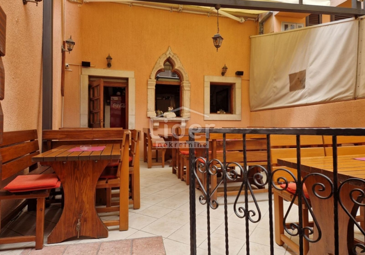 Commerciale Rab, 80m2