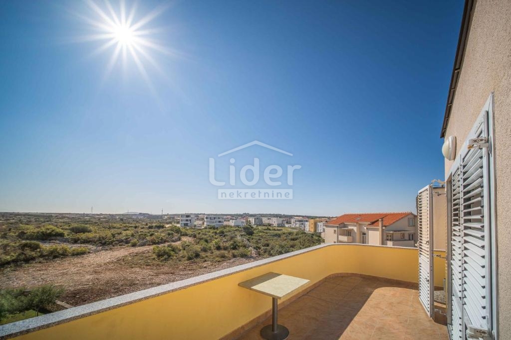 Appartamento per vacanze Novalja, 94,94m2