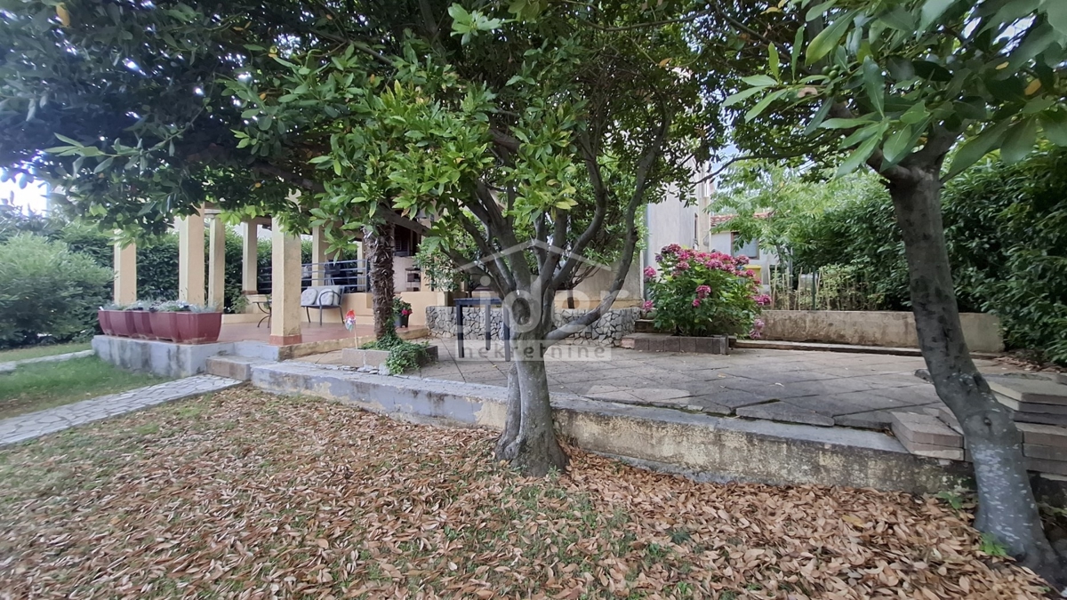 VIŠKOVO-casa familiare