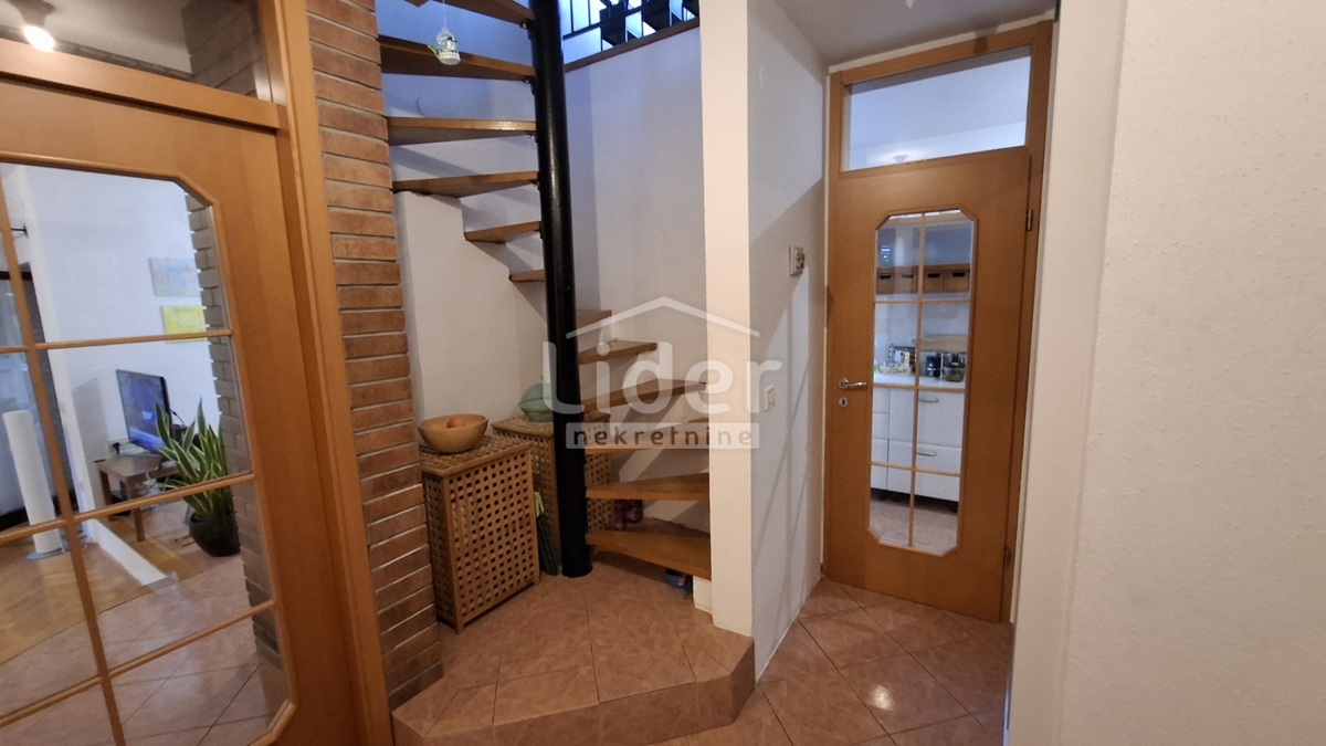 VIŠKOVO-casa familiare