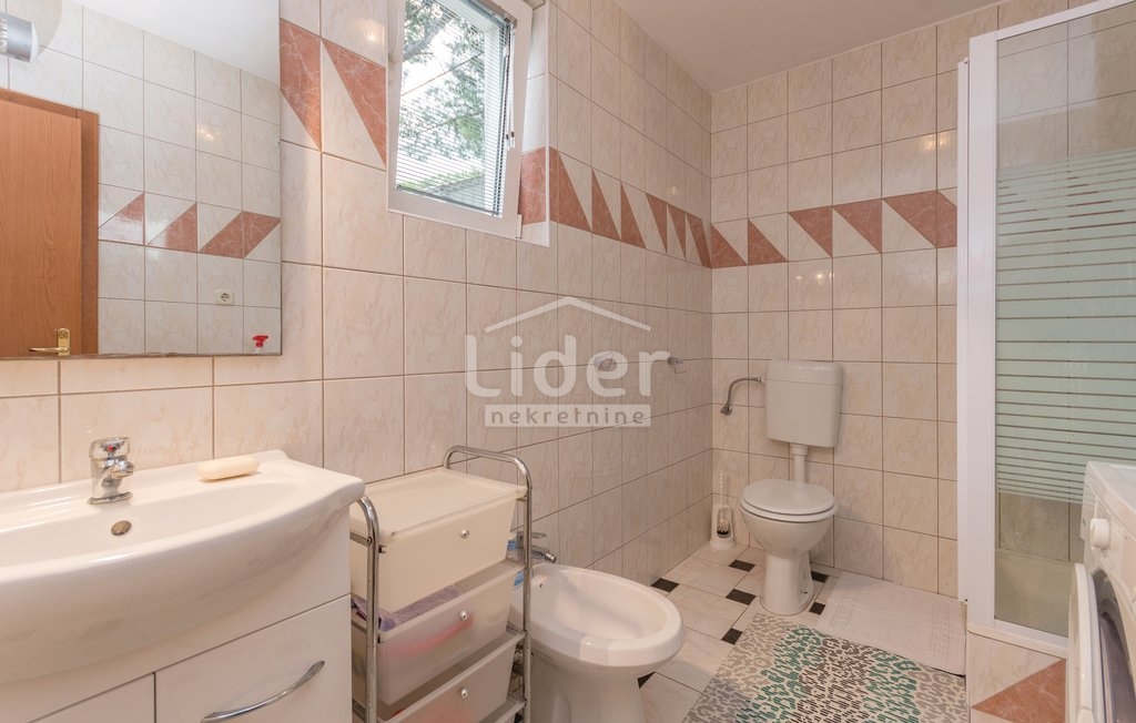 Casa Donji Karin, Benkovac, 190m2