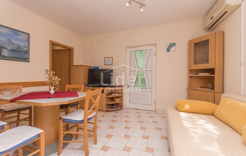 Casa Donji Karin, Benkovac, 190m2