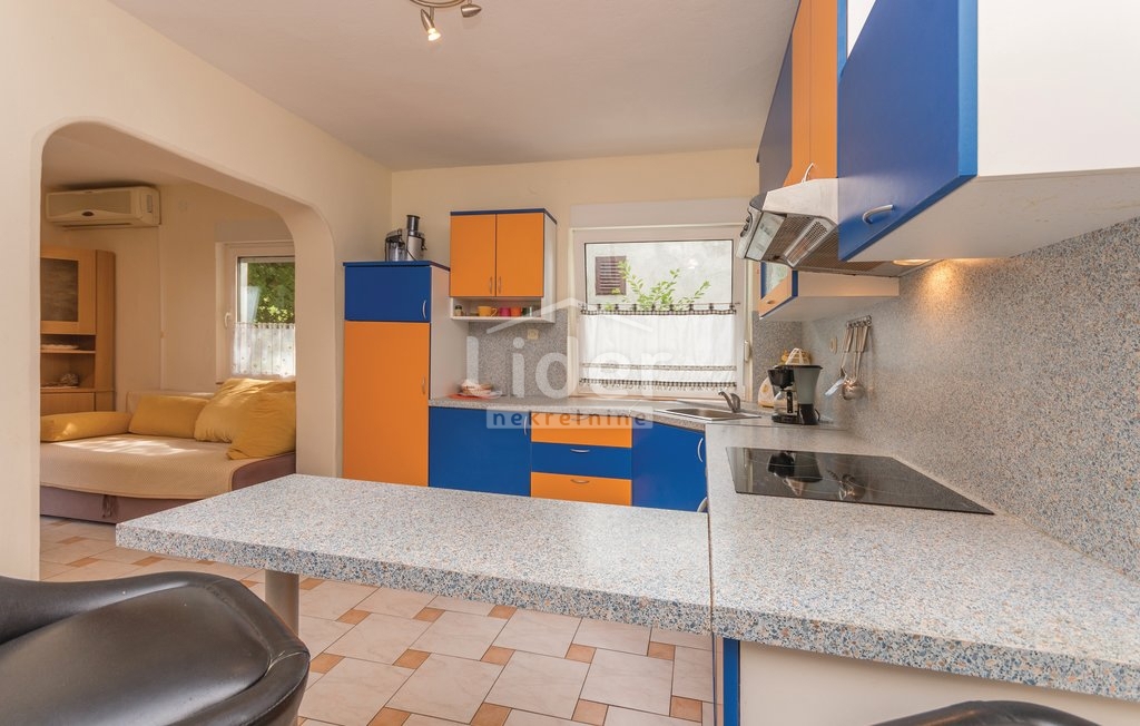 Casa Donji Karin, Benkovac, 190m2