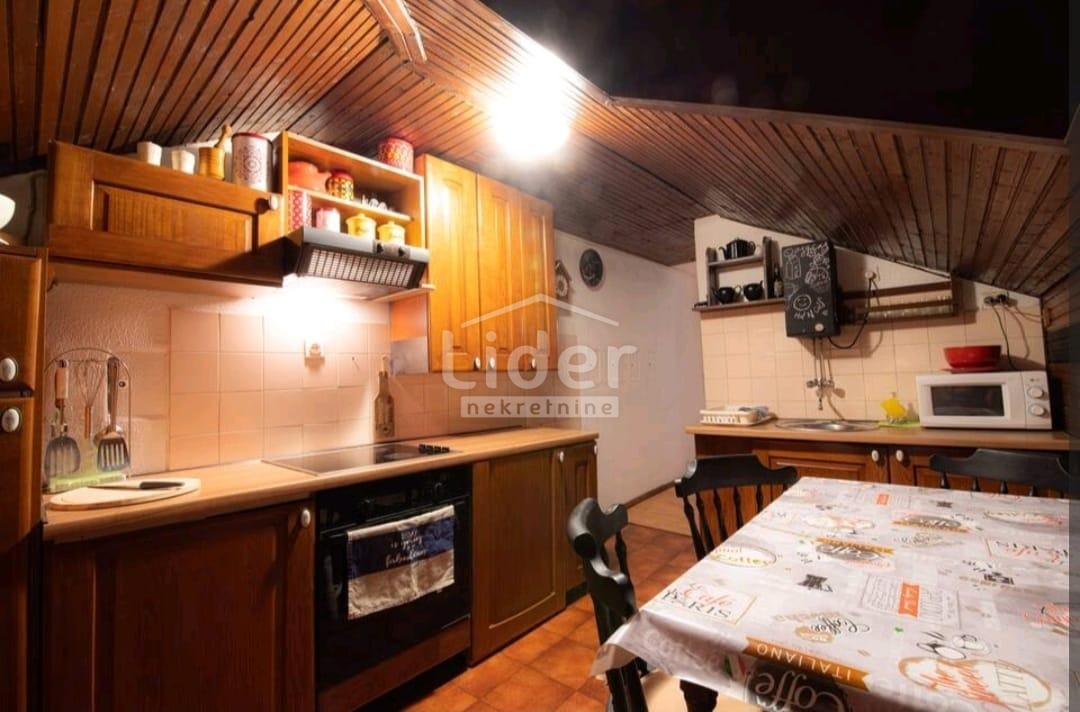 Appartamento Pećine, Rijeka, 73m2