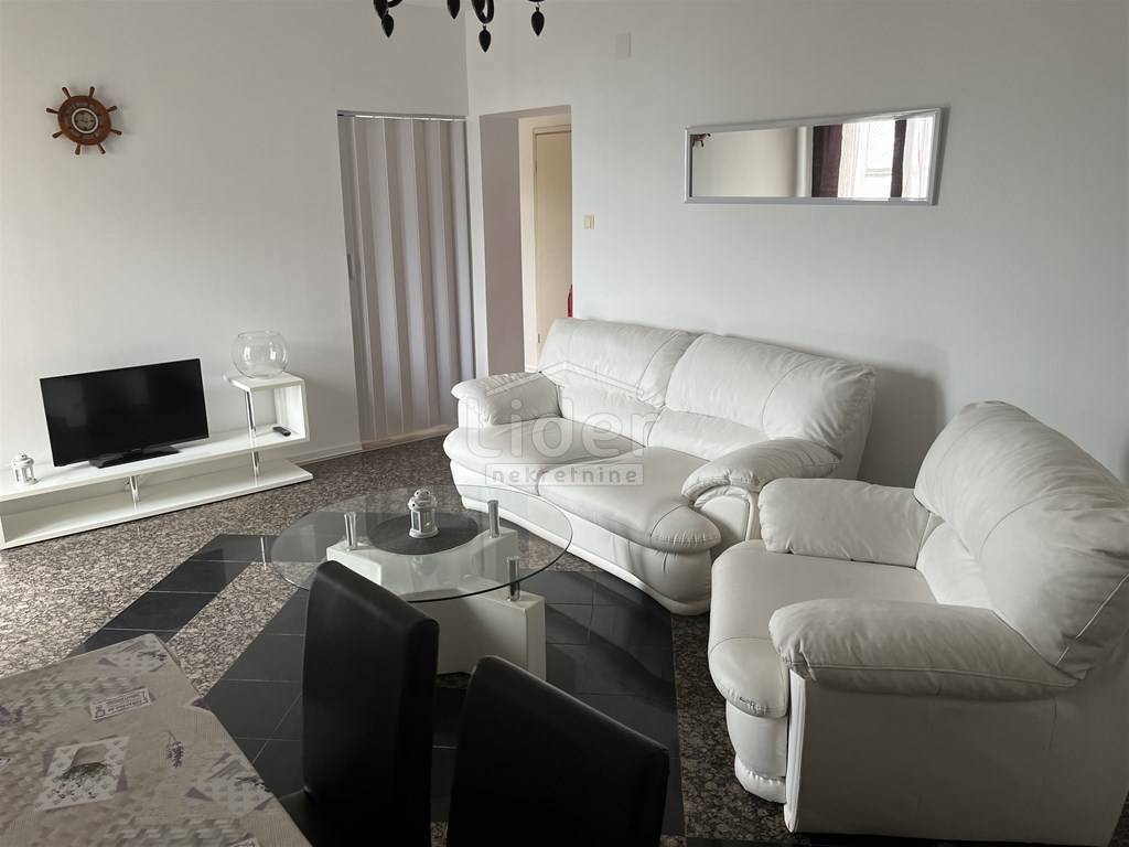 Appartamento per vacanze Novi Vinodolski, 85m2