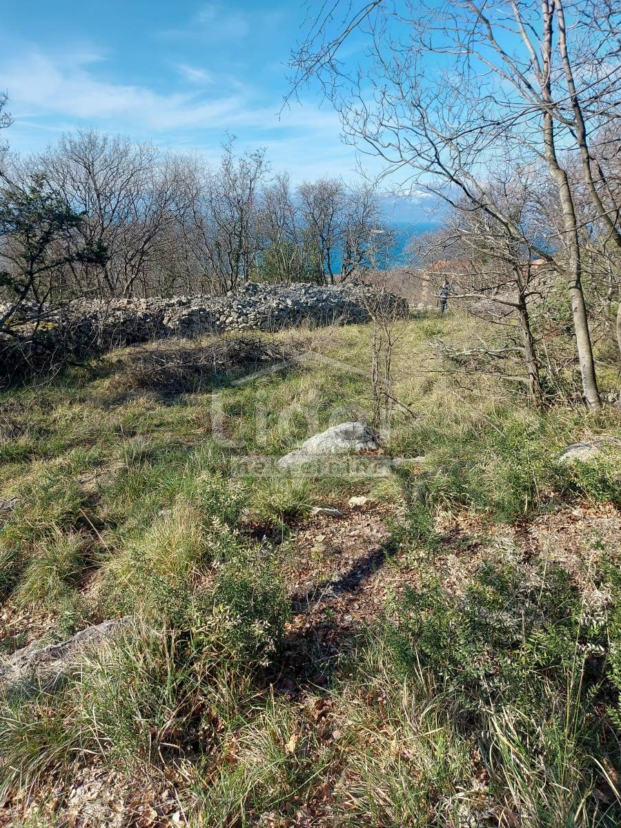 KOSTRENA Terreno con una vista splendida sul mare