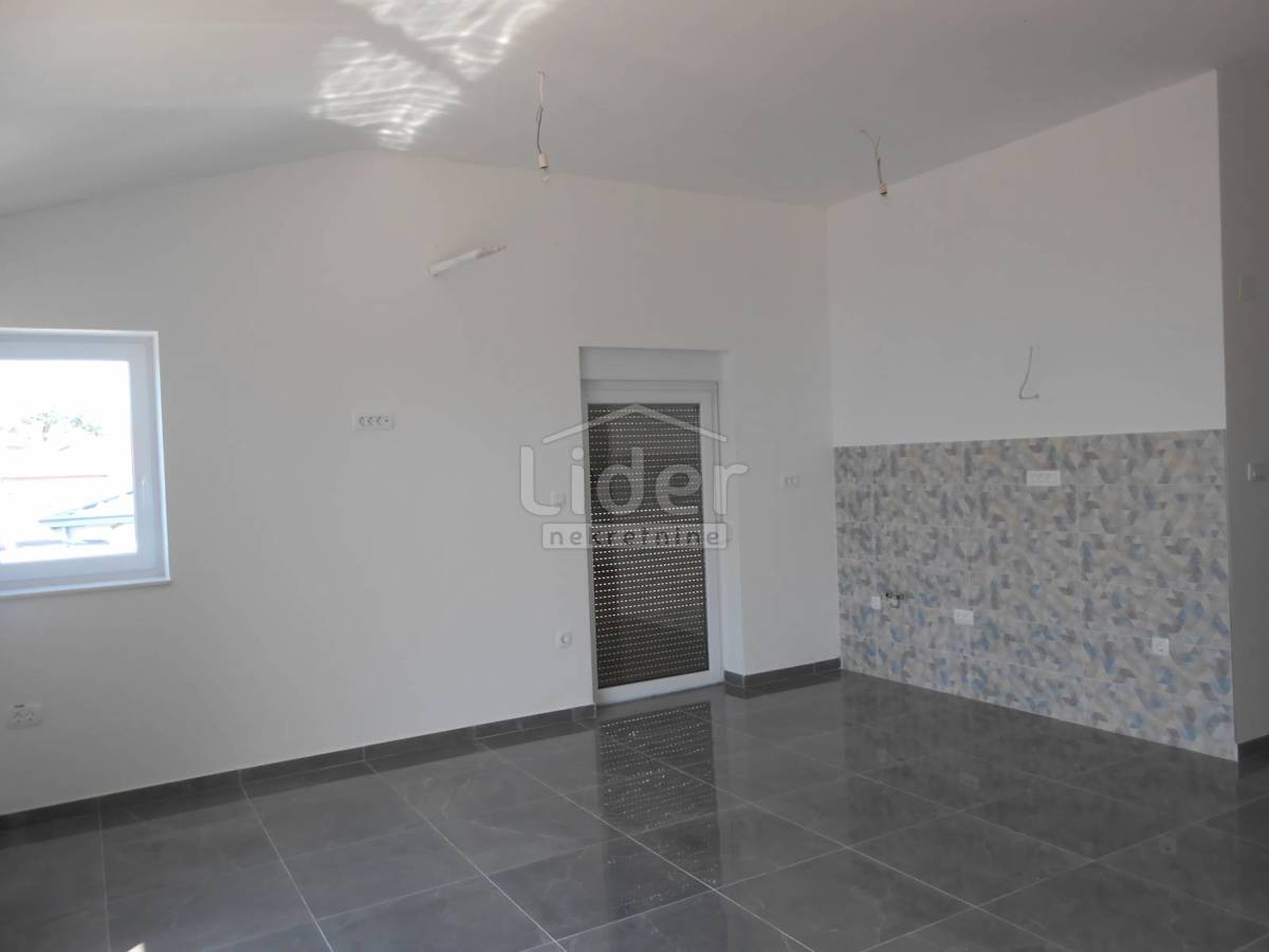 CRIKVENICA Nuovo appartamento a 350 m dal mare