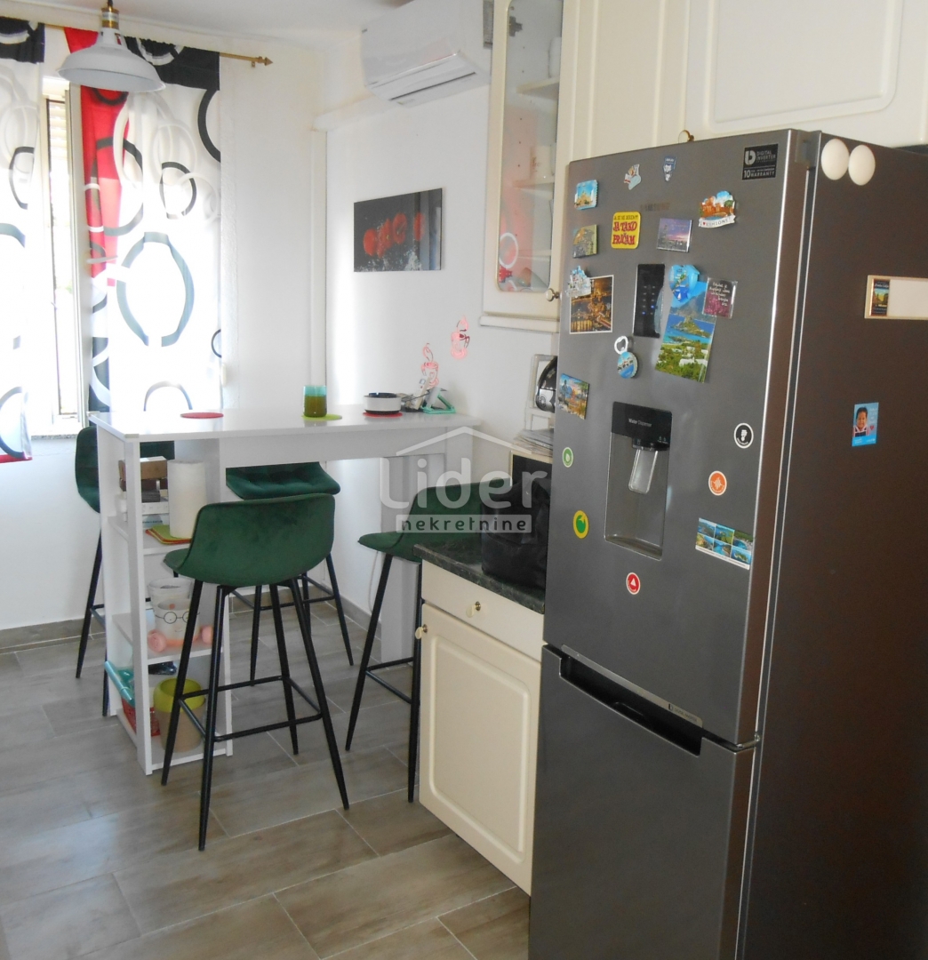 RIJEKA (HOSTI) Appartamento di 74 m2 con ampia loggia