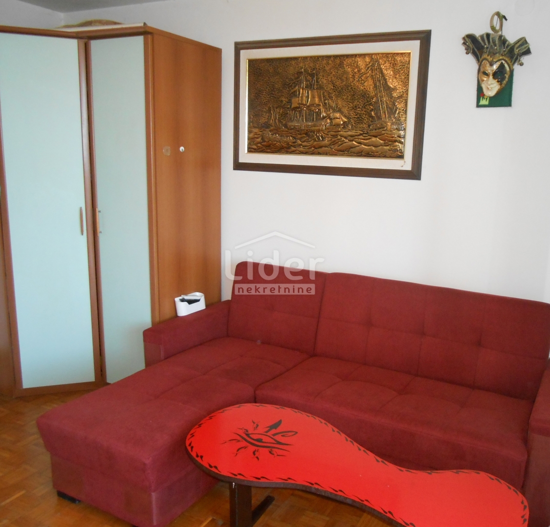 RIJEKA (HOSTI) Appartamento di 74 m2 con ampia loggia