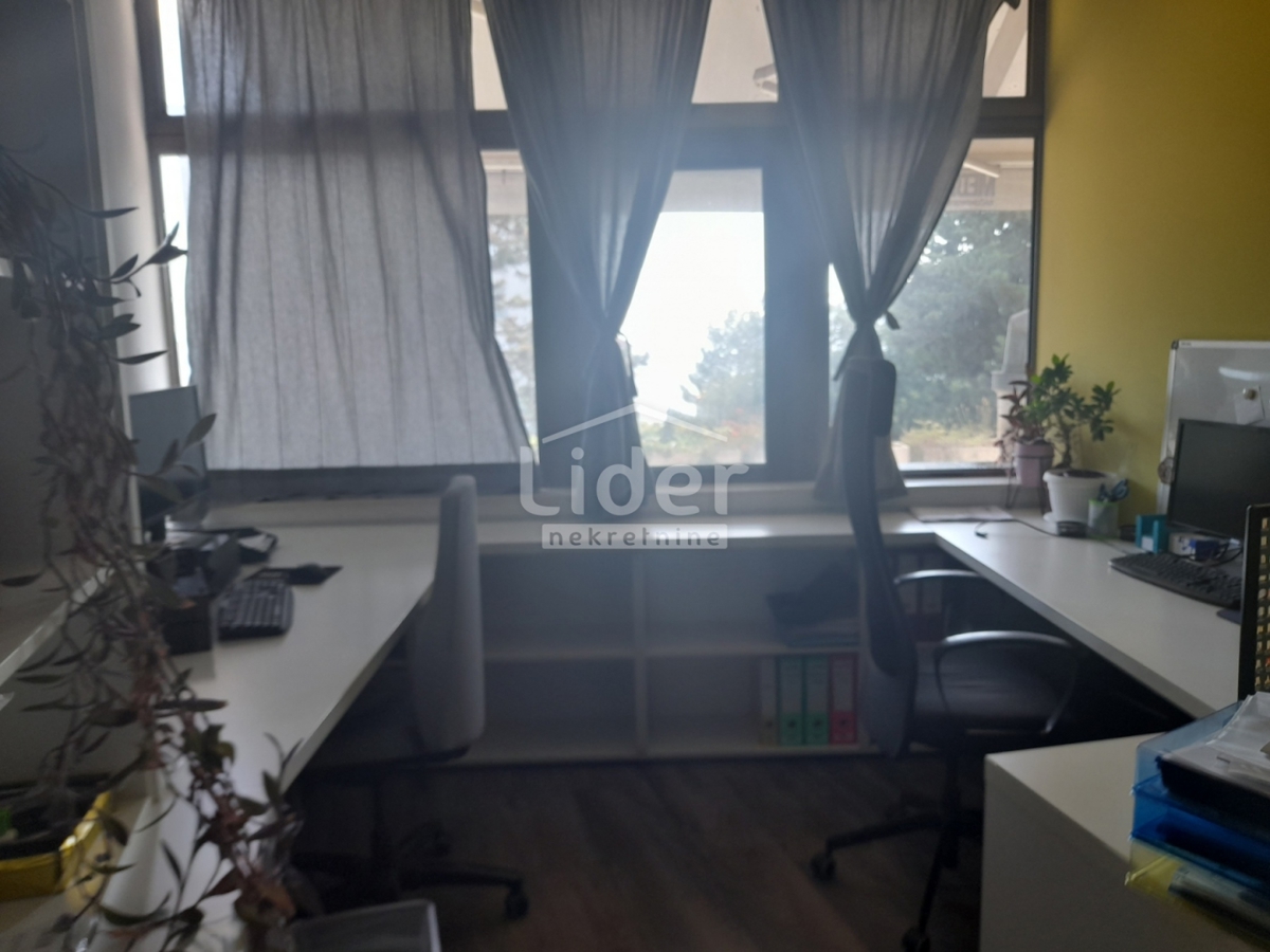 Commerciale Krnjevo, Rijeka, 48m2