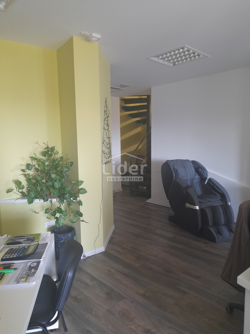Commerciale Krnjevo, Rijeka, 48m2
