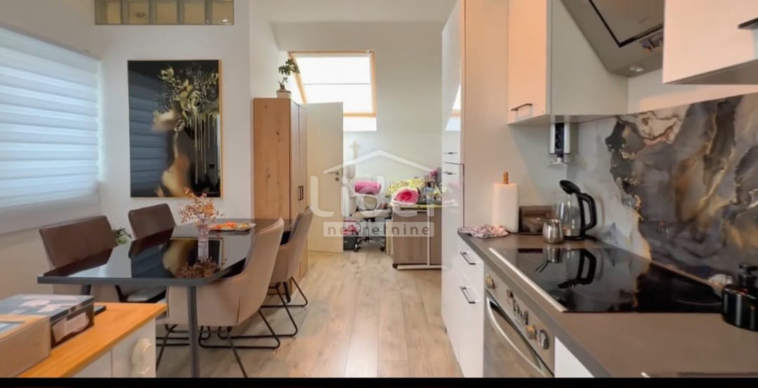 Casa Ravna Gora, 345m2