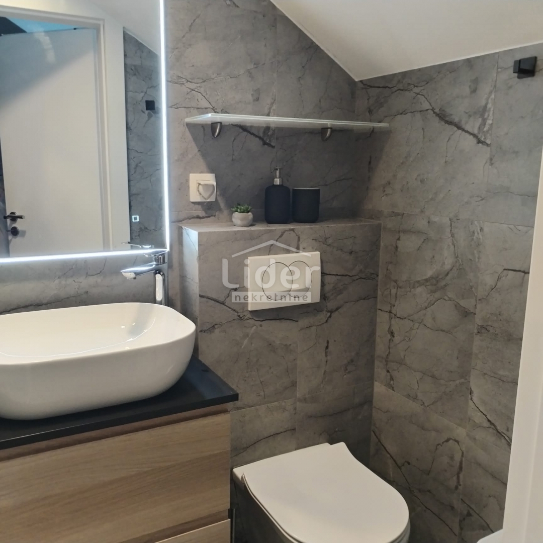 Casa Ravna Gora, 345m2