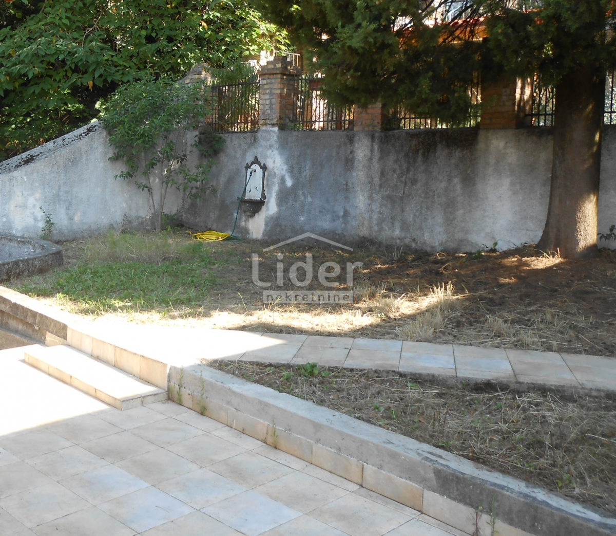 BULEVARD Ottima casa in posizione ricercata