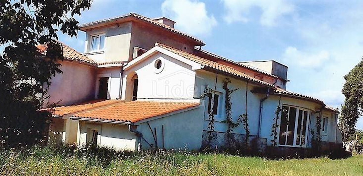 GGOSTINJAC, VILLETTA, 505m2 + 2000 m2 terreno