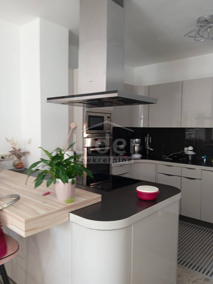 Casa Mihotići, Matulji, 403m2