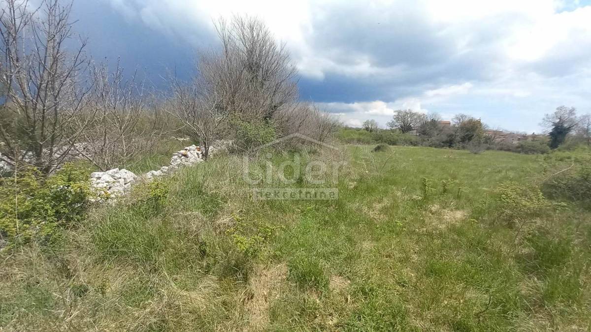 Terreno Čabrunići, Svetvinčenat, 400m2