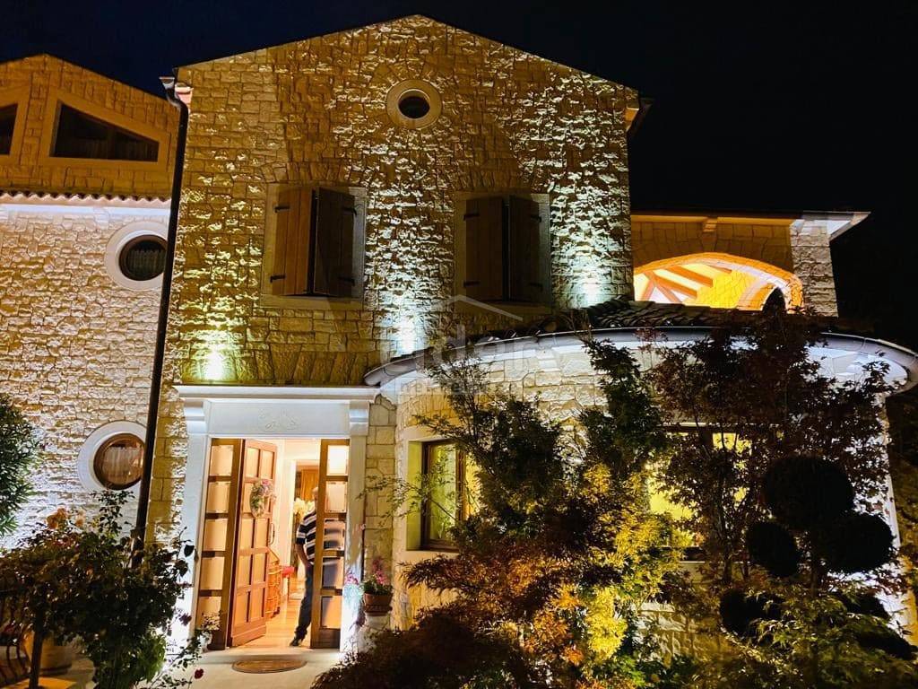 Casa Nova Vas, Poreč, 850m2