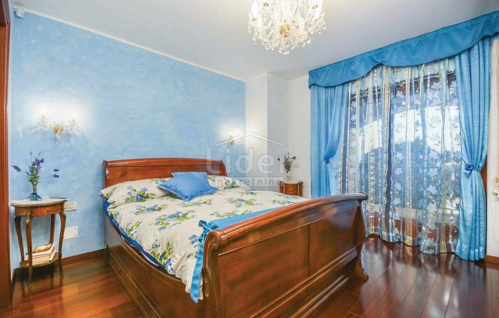 Casa Nova Vas, Poreč, 850m2