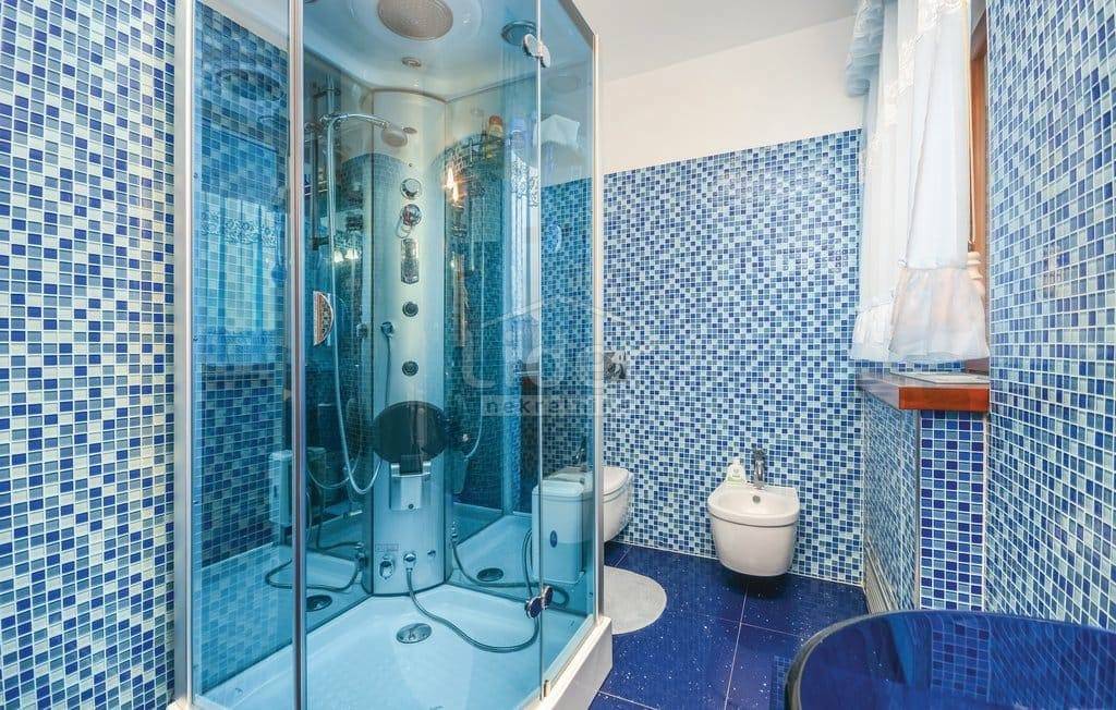 Casa Nova Vas, Poreč, 850m2