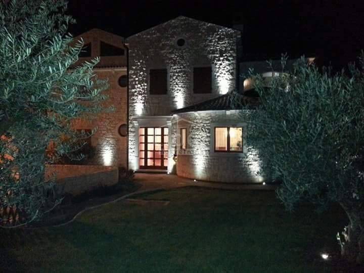 Casa Nova Vas, Poreč, 850m2