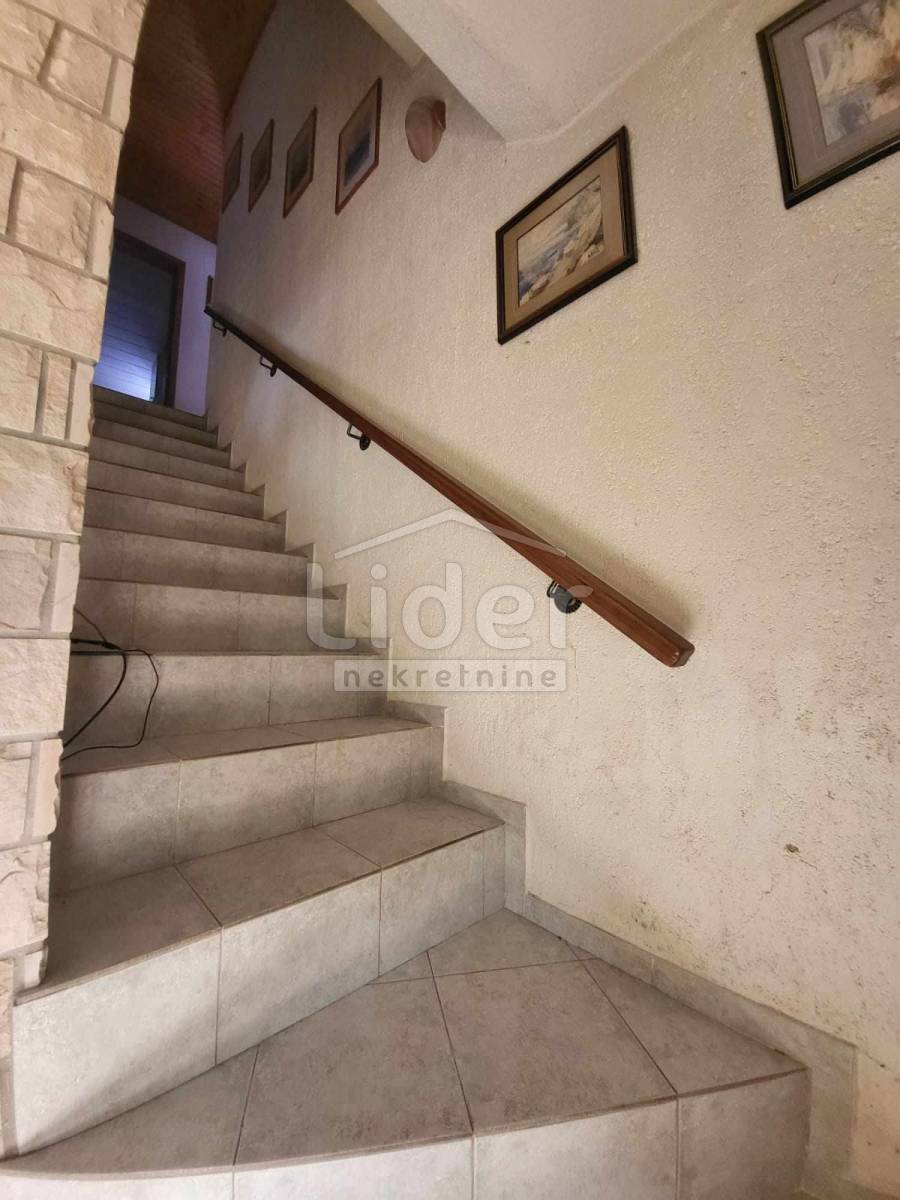 Casa Kras, Dobrinj, 85m2