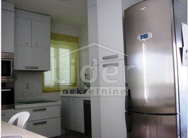 Casa Pinezići, Krk, 100m2