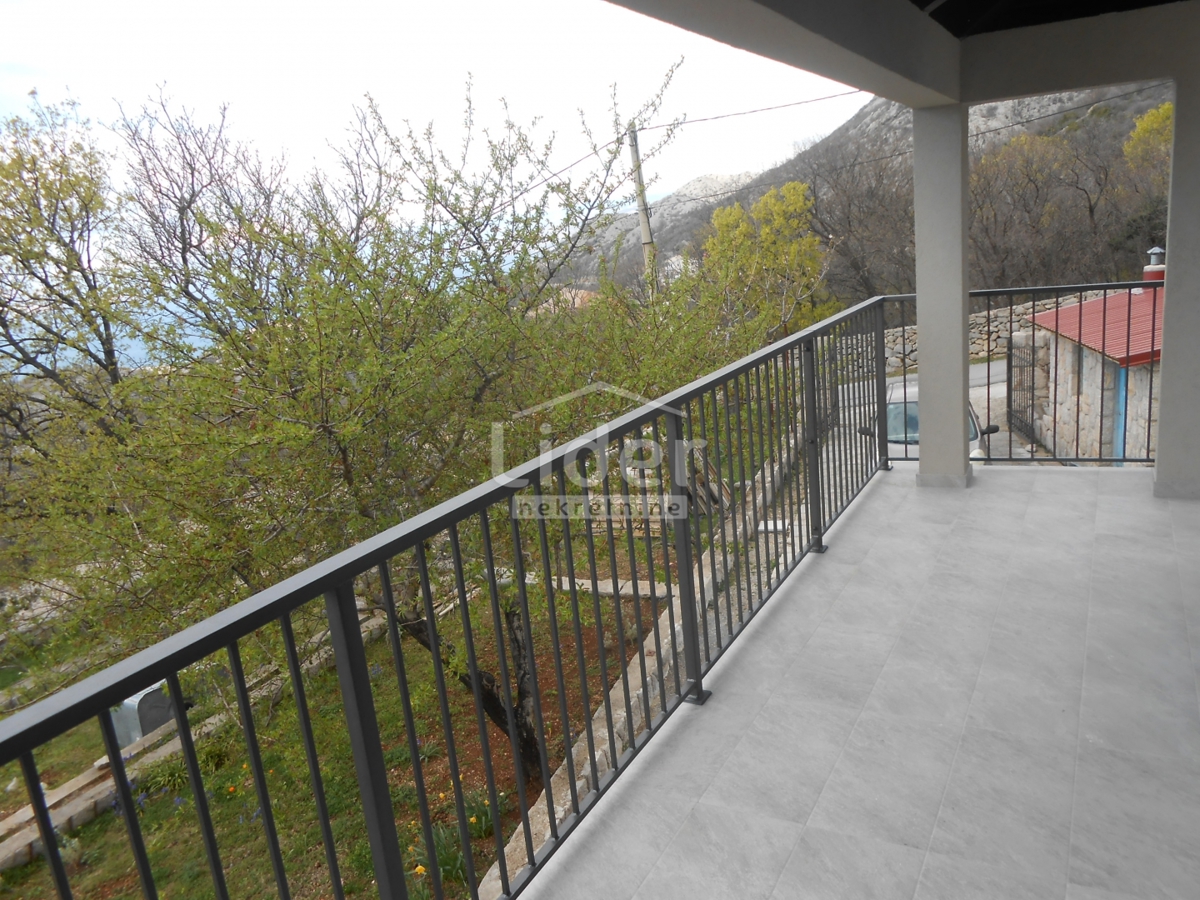 LUKOVO (ENTROTERRA) Ottima casa, ampio giardino