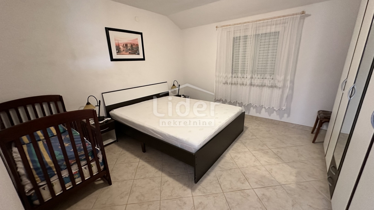 Casa con 2 appartamenti a 250 metri dal mare