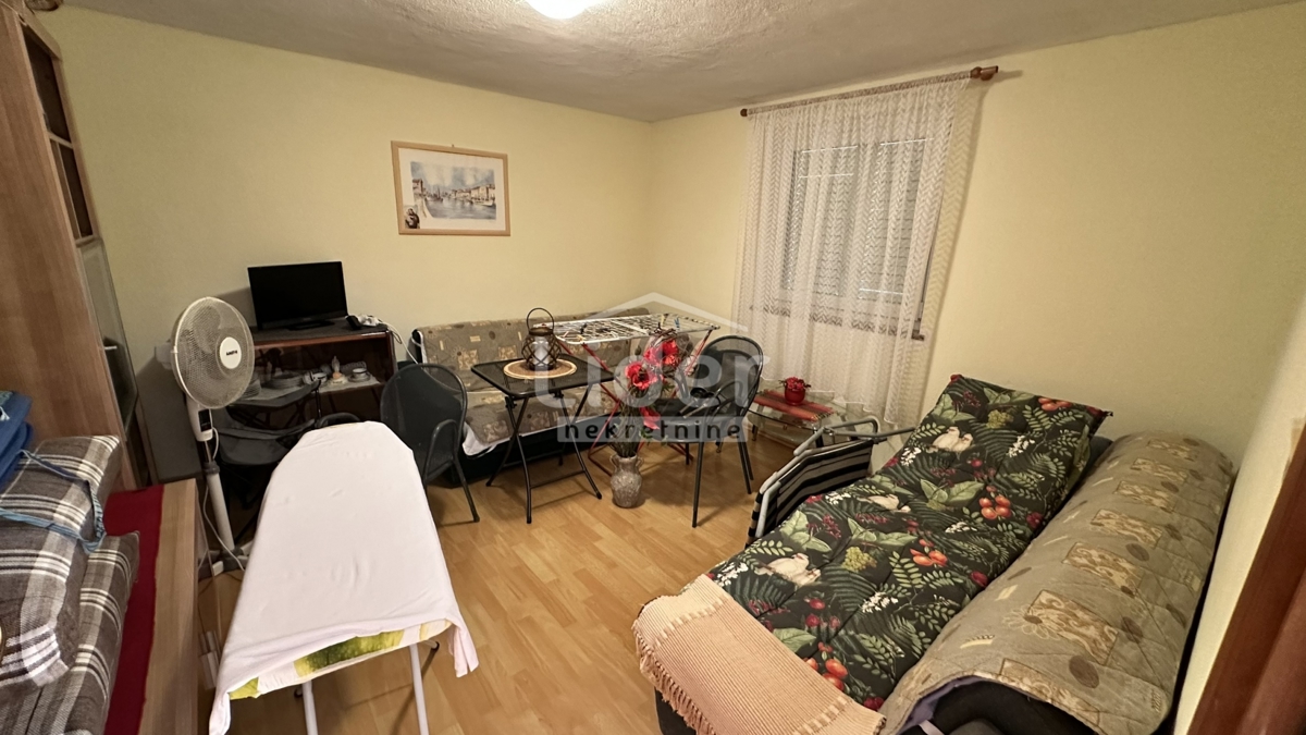 Casa con 2 appartamenti a 250 metri dal mare