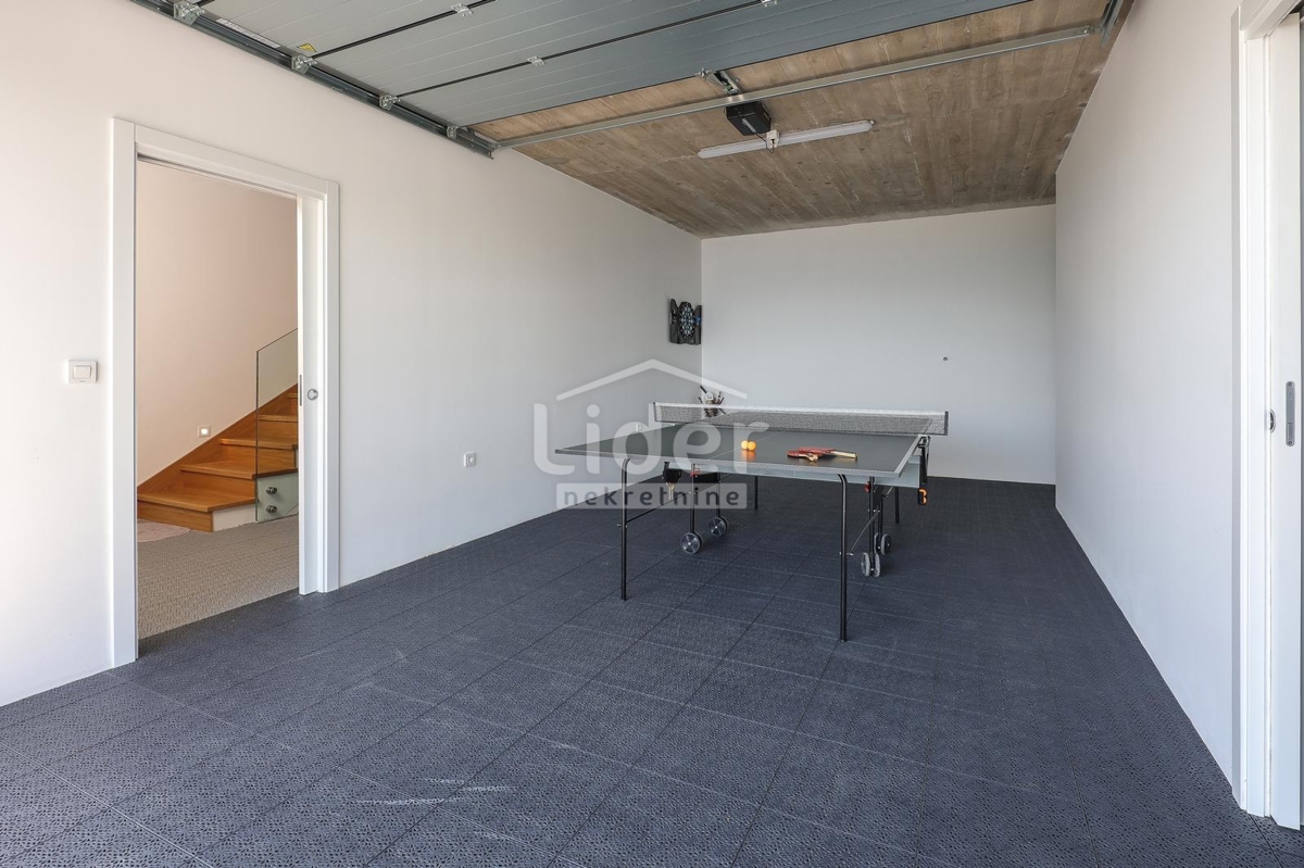 Casa Bregi, Matulji, 255m2