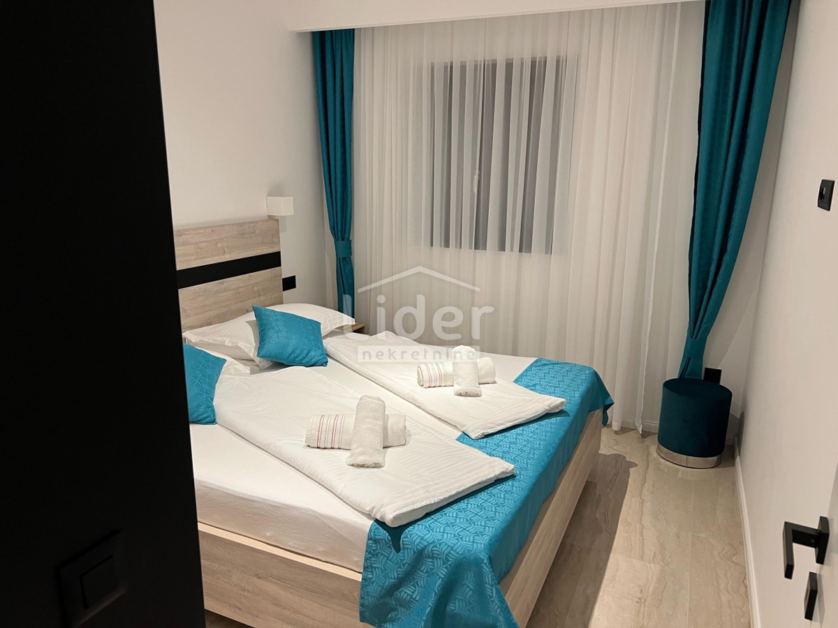 Appartamento di lusso con piscina a soli 100 m dal mare