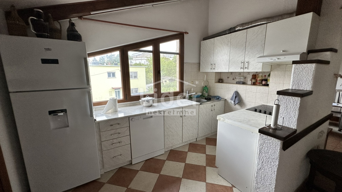 Appartamento Donja Vežica, Rijeka, 125m2