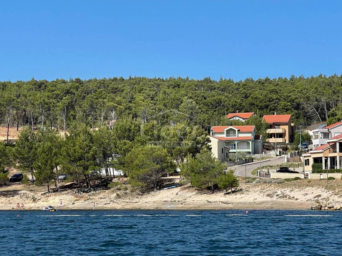 Terreno Pridraga, Novigrad, 849m2