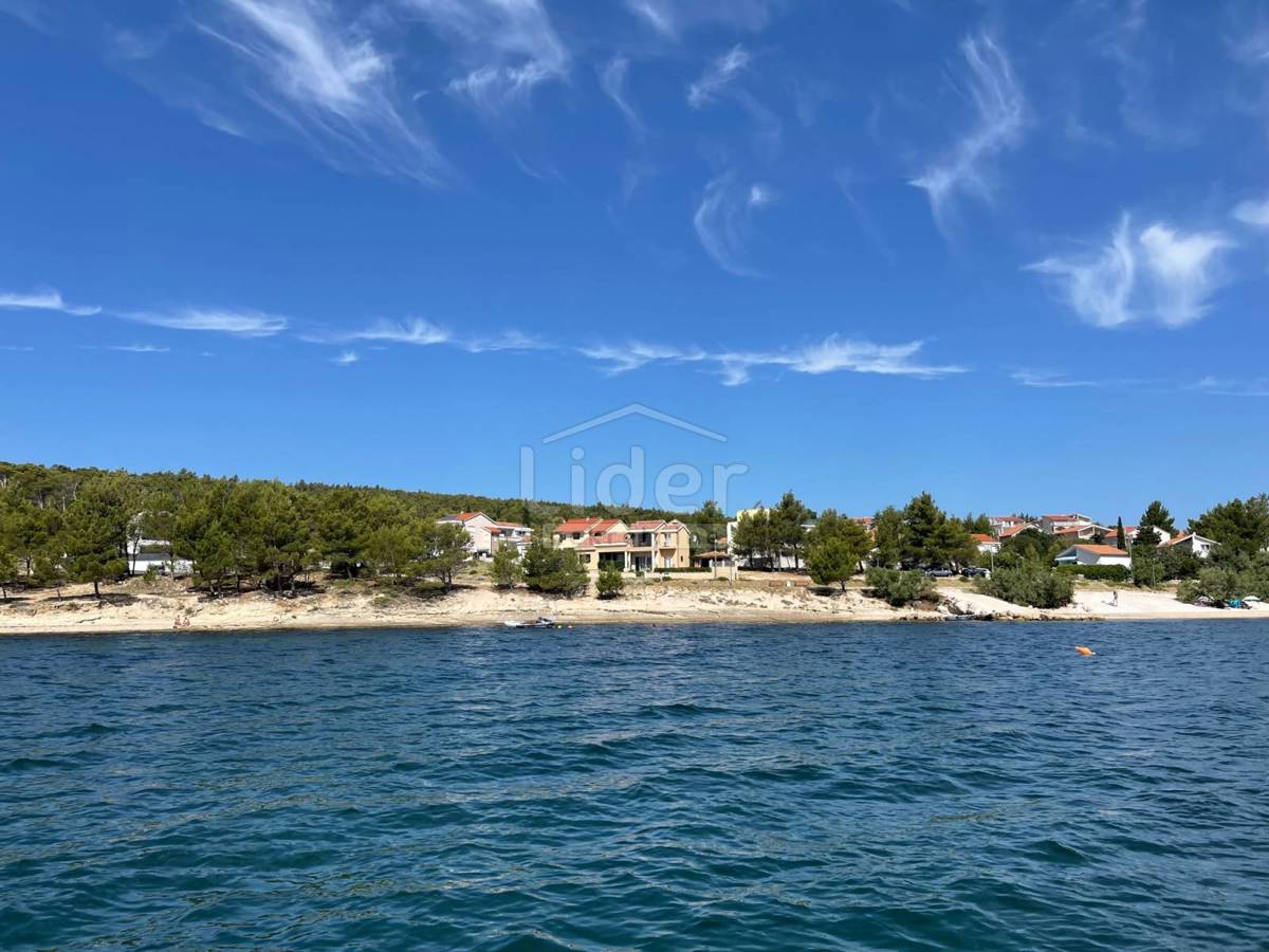 Terreno Pridraga, Novigrad, 849m2