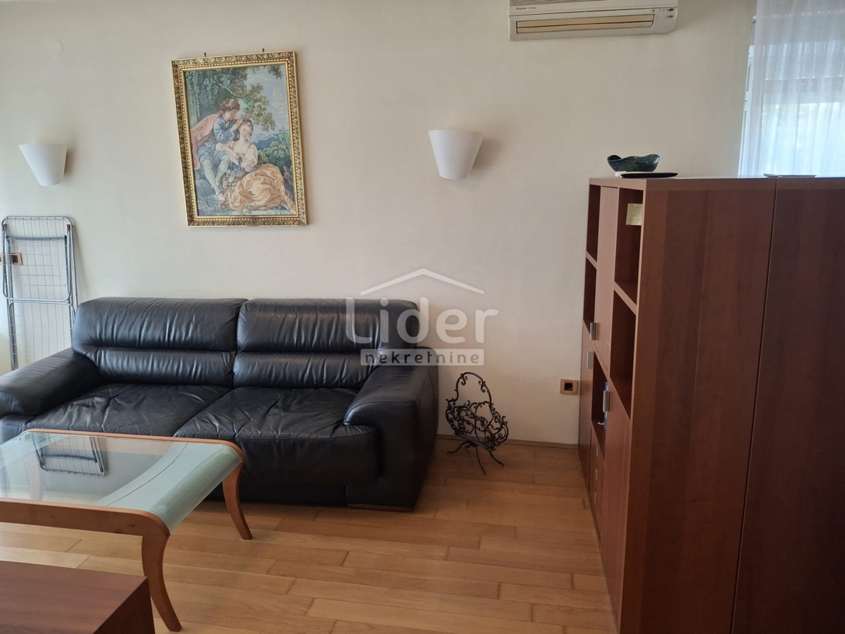 Appartamento per vacanze Palit, Rab, 63m2